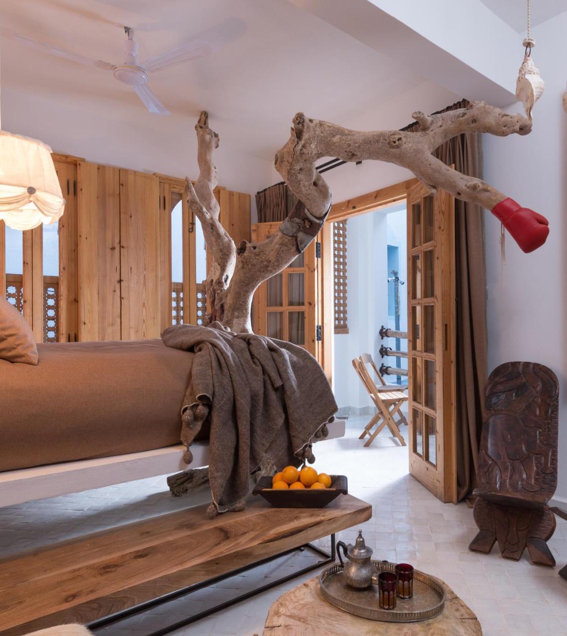 Munga Guesthouse タガズー エクステリア 写真